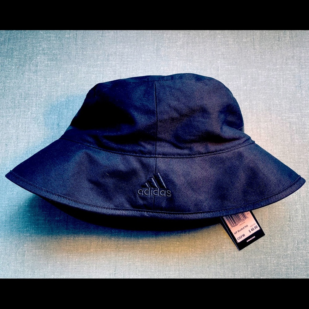 IVY PARK BUCKET HAT